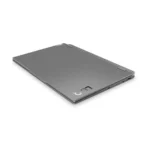 LOQ_15IRX9_CT1_04 TecnoShopping CL Notebook Lenovo LOQ 15IRX9 en la mesa