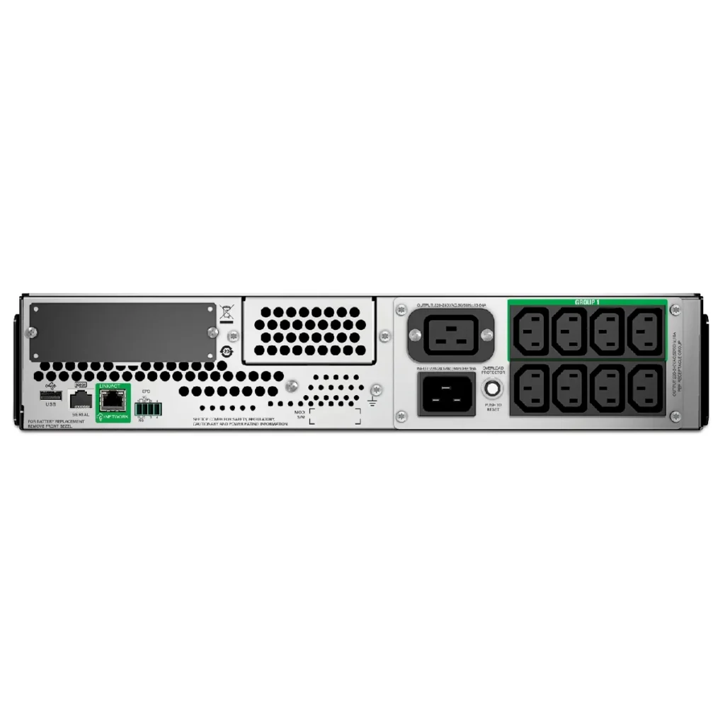 UPS APC SAI Smart-UPS 2200VA 1980W, vista trasera de puertos y conexiones.