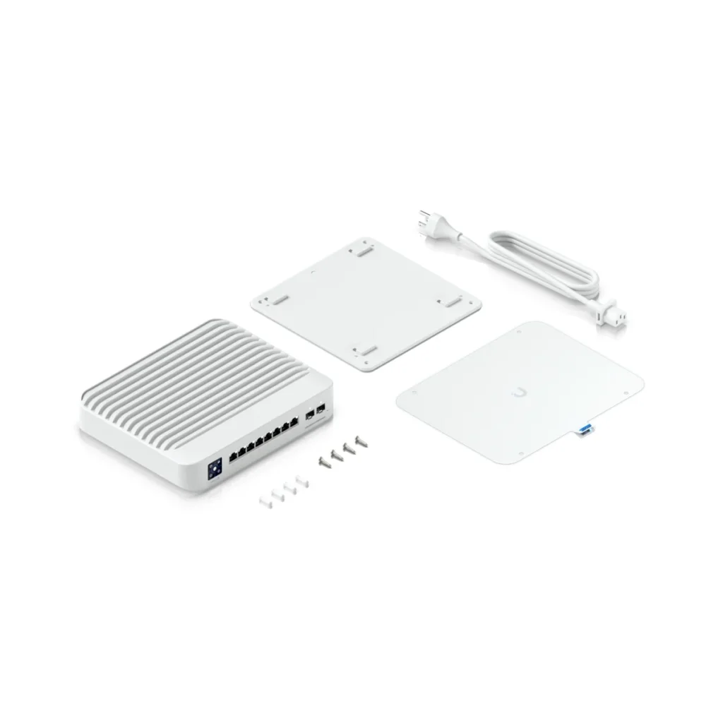 USW-Pro-8-PoE - in the box